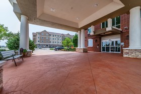 Holiday Inn Express & Suites Fort Worth I-35 Western Center