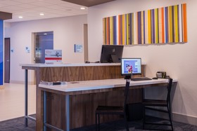 Holiday Inn Express & Suites Fort Worth West