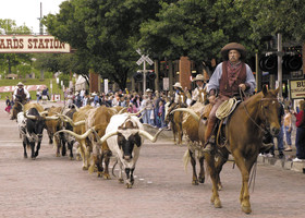 Holiday Inn Express & Suites Fort Worth West