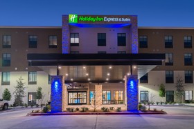 Holiday Inn Express & Suites Fort Worth West