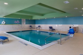 Holiday Inn Express & Suites Fort Worth West
