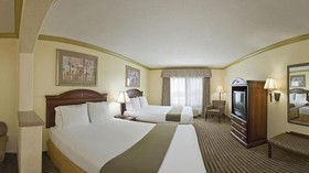 Holiday Inn Express & Suites Lake Worth Northwest Loop 820
