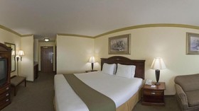Holiday Inn Express & Suites Lake Worth Northwest Loop 820