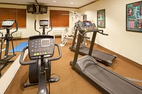 Holiday Inn Express & Suites Lake Worth Northwest Loop 820