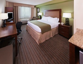 Holiday Inn Express & Suites Fort Worth Downtown