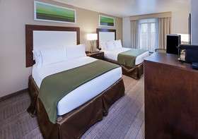 Holiday Inn Express & Suites Fort Worth Downtown