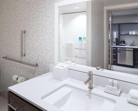 Home2 Suites by Hilton Fort Worth Cultural District