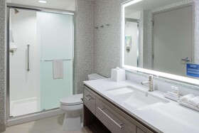 Home2 Suites by Hilton Fort Worth Cultural District