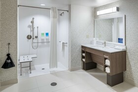 Home2 Suites by Hilton Fort Worth Cultural District