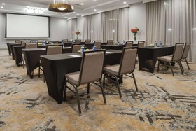 Homewood Suites by Hilton DFW Airport South