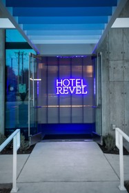 Hotel Revel