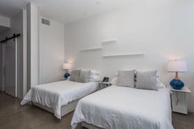 Hotel Revel