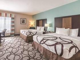 La Quinta Inn & Suites by Wyndham Fort Worth - Lake Worth
