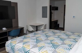 Motel 6 Fort Worth, TX - Lake Worth