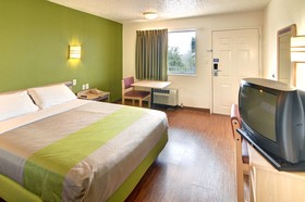 Motel 6 Fort Worth, TX - East