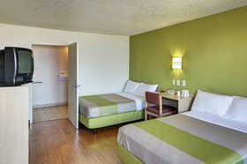Motel 6 Fort Worth, TX - East