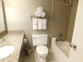 Radisson Fort Worth North - Fossil Creek