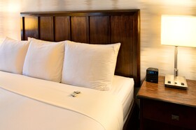 Radisson Fort Worth North - Fossil Creek