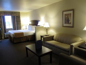 Franklin Inn & Suites