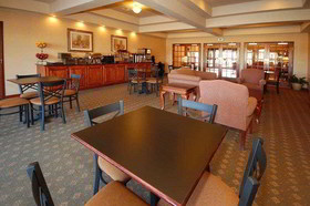 Franklin Inn & Suites