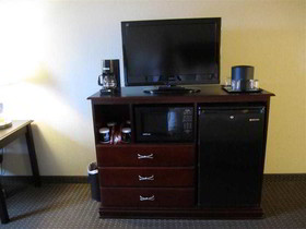 Franklin Inn & Suites