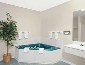 Days Inn by Wyndham Suites Fredericksburg