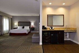 Hampton Inn & Suites Fredericksburg