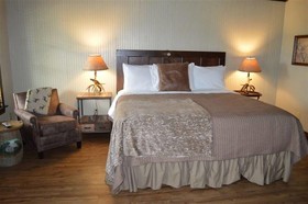 Vineyard Trail Cottages