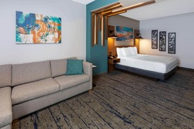 La Quinta Inn & Suites Frisco Fieldhouse North