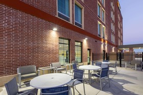 La Quinta Inn & Suites Frisco Fieldhouse North