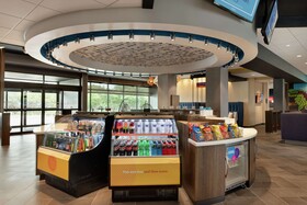 Tru by Hilton Frisco Dallas