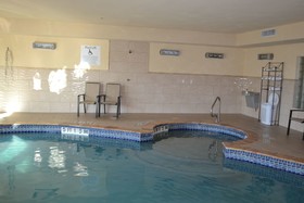 Holiday Inn Express & Suites Gainesville