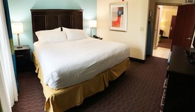 Holiday Inn Express & Suites Gainesville