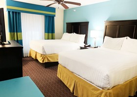 Holiday Inn Express & Suites Gainesville