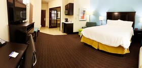 Holiday Inn Express & Suites Gainesville