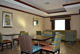 Holiday Inn Express & Suites Gainesville