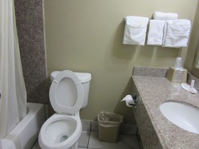 Super 8 by Wyndham Gainesville TX