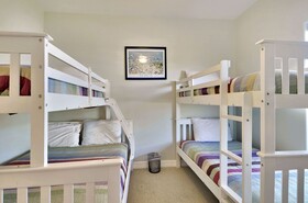 A View to Remember 3 BR Home by RedAwning