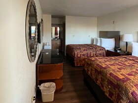 Motel 6 Galveston, TX - Beach/Seawall
