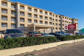 Best Western Plus Galveston Suites