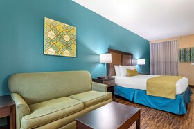 Best Western Plus Galveston Suites