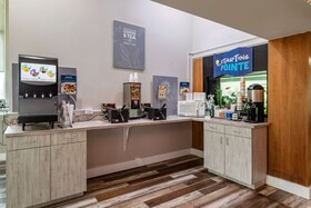 Clarion Pointe