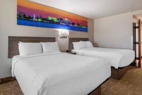 Clarion Pointe