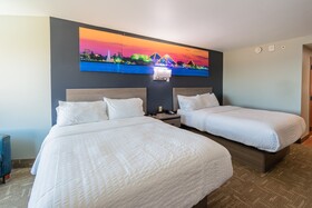 Clarion Pointe