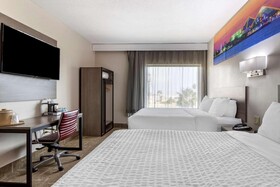 Clarion Pointe