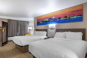 Clarion Pointe