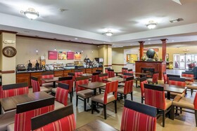 Comfort Suites