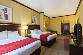 Comfort Suites