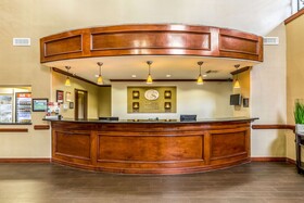 Comfort Suites