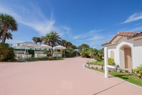 Diamond Beach